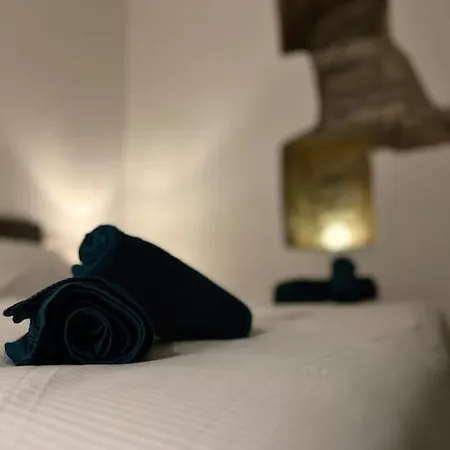 Piazza Roma Next And Station By Revenue House Όπως