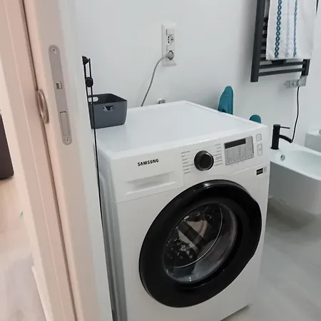 Piazza Roma Next And Station By Revenue House * Όπως