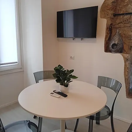 Διαμέρισμα Piazza Roma Next And Station By Revenue House