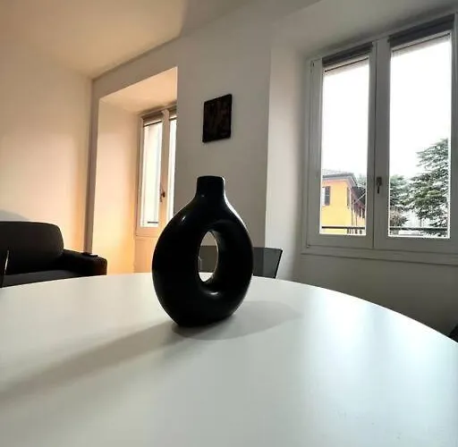 Apartment Piazza Roma Next And Station By Revenue House