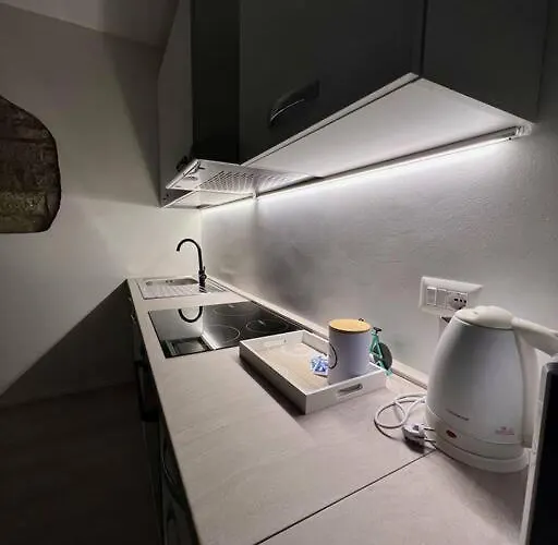 Apartment Piazza Roma Next And Station By Revenue House