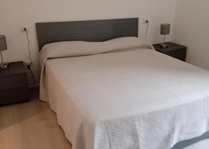 Piazza Roma Next And Station By Revenue House Como