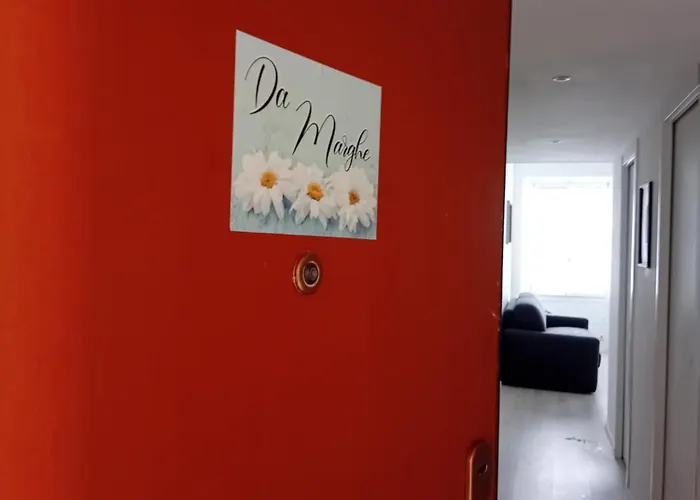 Piazza Roma Next And Station By Revenue House * Como