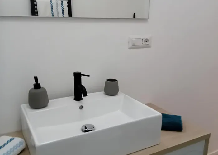 Apartamento Piazza Roma Next And Station By Revenue House