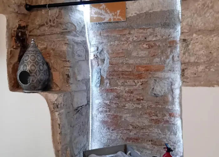 Apartment Piazza Roma Next And Station By Revenue House Como