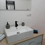 Apartament Piazza Roma Next And Station By Revenue House